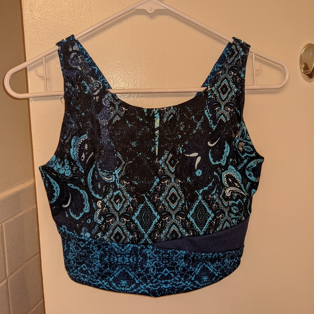 NWOT Gaiam Sports Bra/ Crop Top
